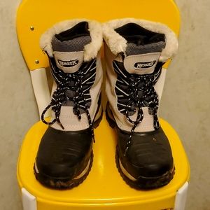 Ranger snow boots